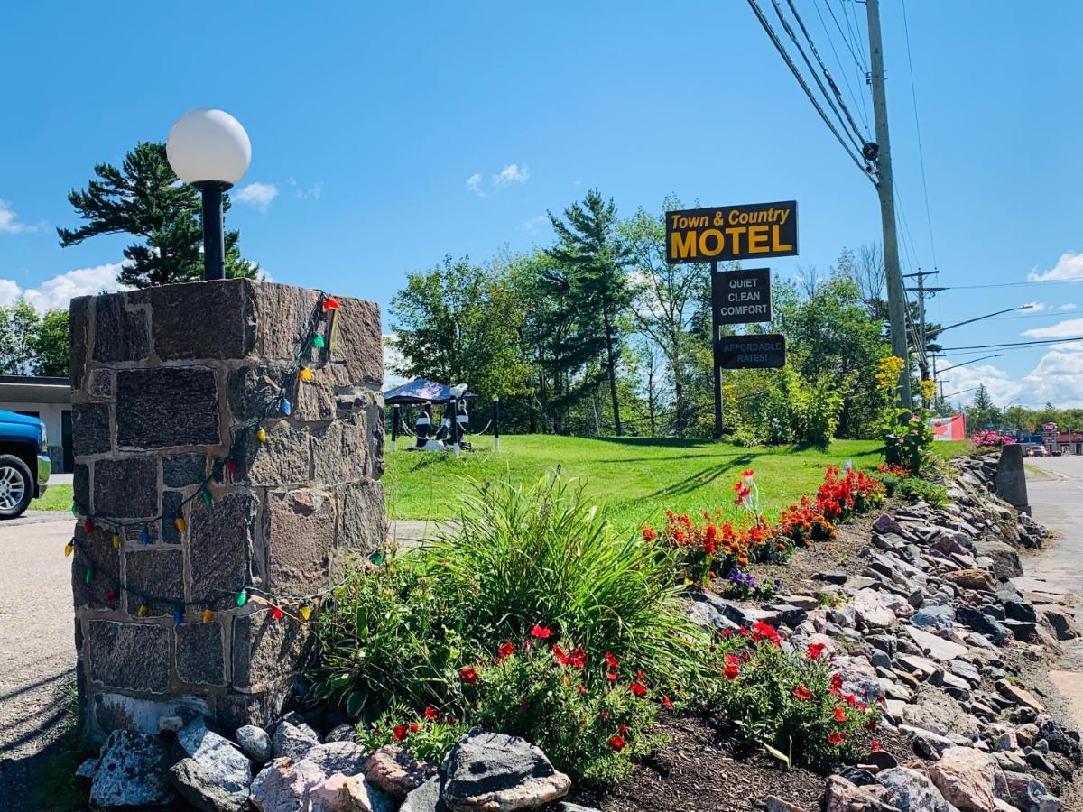 Town & Country Motel Parry Sound Eksteriør billede